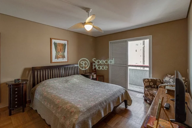 Imagem Magnífico projeto de Ruy Ohtake, um por andar, 210m². No Panamby com vista maravilhosa, espaçoso ...