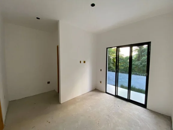 Imagem Casa a venda em Cotia, 3 dormitórios, 2 vagas e Solário SP.