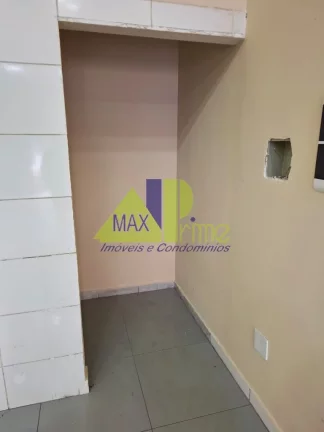 Imagem Salão Comercial para Locação Av São Miguel: 2 Salas, 2 Banheiros, 2 Vagas de Garagem, 130,79 m² de Área - Depósito Grande e 2 Vagas Inclusos!