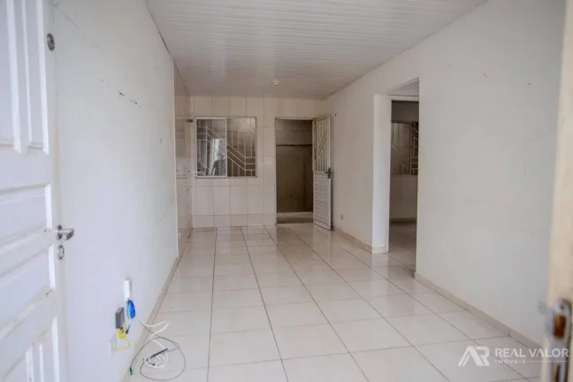Imagem Casa para Locação de 02 Dormitórios no Bairro Estados em Fazenda Rio Grande Condomínio Jardim Paraiso
