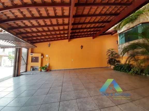 Imagem SANTO ANDRÉ LINDO SOBRADO 236 metros, 3 suítes, 3 vagas, espaço gourmet, edícula ótima localização e valor !!