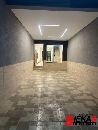 Imagem Imperdível! Casa à venda na Penha de França, São Paulo-SP: 3 quartos, 1 sala, 1 banheiro, 2 vagas de garagem, 130,00 m².