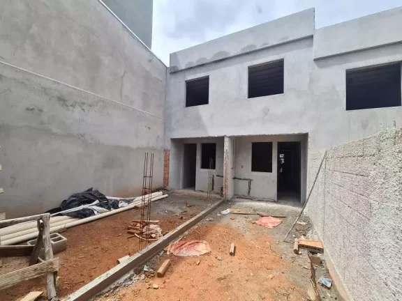 Imagem Casa Duplex em Obras - BH - Mantiqueira - 2 Quartos (2 Suítes) - 2 Vagas