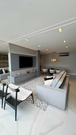 Imagem Apartamento vista mar com 2 suítes e 2 vagas de garagem na Praia Brava em Itajaí/SC
