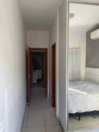 Imagem Casa De 3/4 Sendo 2 Suites No Village Jequitiba