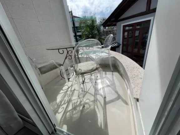Imagem Casa com 4 dormitórios para alugar- Jurerê - Florianópolis/SC