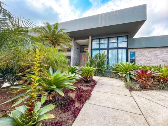 Imagem Casa com 4 Quartos para Alugar, 1.500 m² em Barra Da Tijuca - Rio De Janeiro