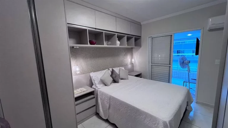 Imagem APARTAMENTO COM 145 m² - FORTE - PRAIA GRANDE SP