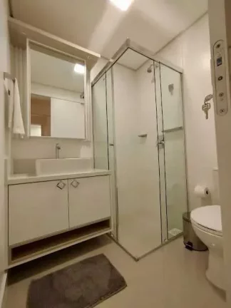 Imagem Apartamento vista mar mobiliado com 2 dormitórios sendo 1 suíte e 1 vaga de garagem na Brava