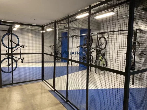 Imagem Aluguel Studio: vista livre ao lado do Shopping Frei Caneca