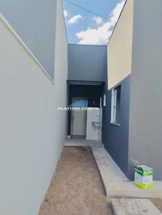 Imagem Casa para Venda em Feira de Santana, Tomba, 2 dormitórios, 1 suíte, 1 banheiro, 2 vagas