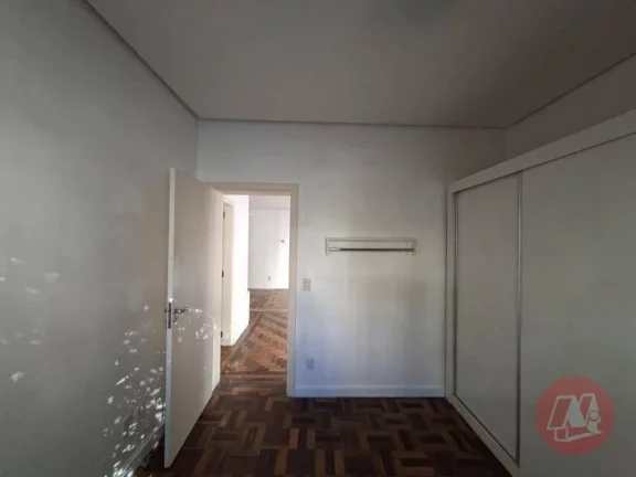 Imagem Casa com 2 dormitórios, 94 m² - venda por R$ 750.000,00 ou aluguel por R$ 4.860,00/mês - Rio Branco - Porto Alegre/RS