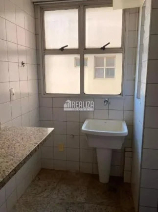 Imagem Apartamento Duplex de Cobertura no Condomínio Residencial Shopping - 3 quartos sendo 2 suítes e Móveis Planejados no Bairro Santa Maria, em Uberaba