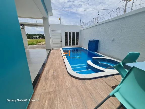 Imperdível! Casa à venda em Salinópolis-PA, 4 quartos, 4 suítes, 3 salas, 6 banheiros, 2 vagas de garagem, 272 m². Confira já!