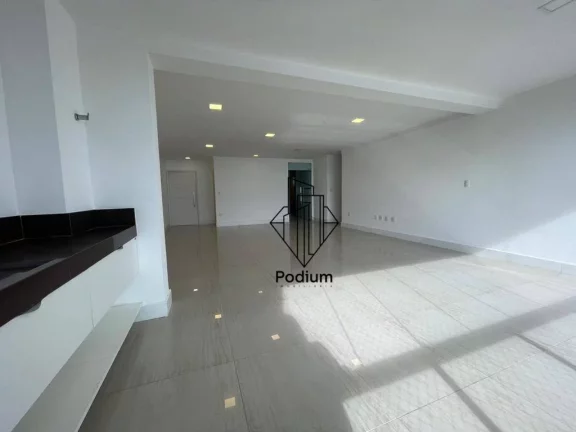 Imagem Apartamento com varanda/sacada gourmet, móveis projetados e vista para o mar em condomínio club no Altiplano Cabo Branco -AP2825.
