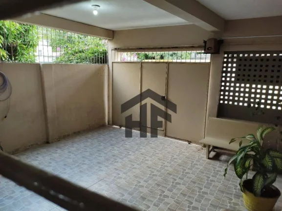 Imagem Casa com 6 Quartos de 2 Andares no IPSEP, Recife