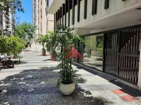 Imagem Excelente oportunidade na quadra da praia de Icaraí. Próximo a Moreira Césa