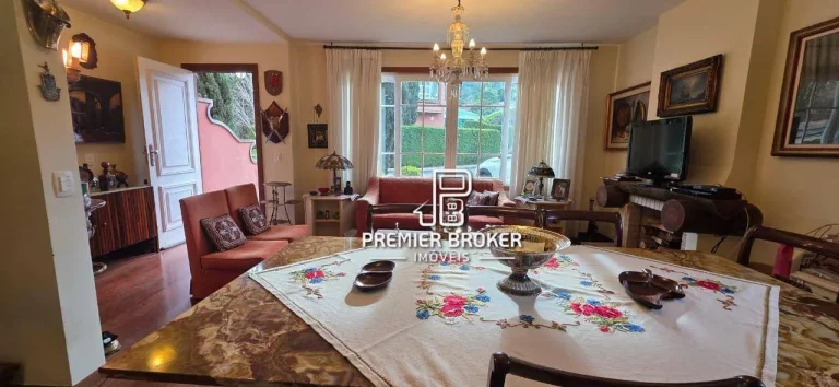 Imagem Casa à venda, 160 m² por R$ 1.300.000,00 - Iucas - Teresópolis/RJ