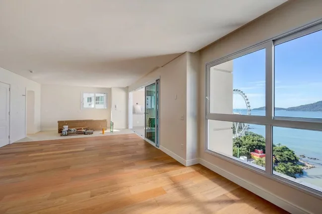 Imagem Apartamento com 3 dormitórios à venda sendo 3 suítes, 160 m² por - R$ 6.890.000,00 - Pioneiros - Bal. Camboriú/SC
