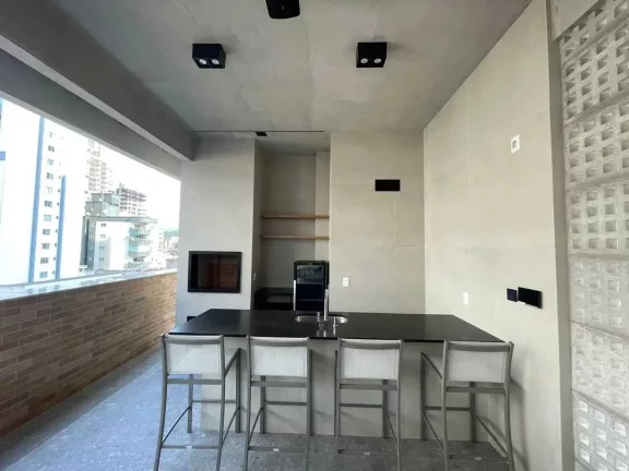 Imagem Apartamento com 3 suítes sendo 1 demi e 3 vagas de garagem no Centro de Balneário Camboriú/SC