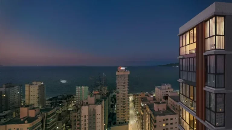 Imagem Apartamento com 4 Quartos à Venda, 155 m² em Meia Praia  - Itapema