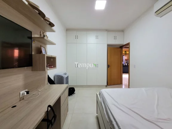 Imagem Casa Alto Padrão, 3 quartos 1 suíte com closet, em Bairro São Francisco 1, Senador Canedo/GO