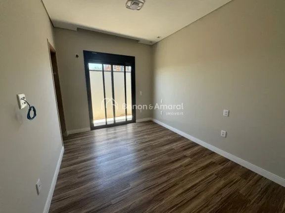 Imagem Localizada no condomínio La Dolce Vita, esta impressionante casa nova de alto padrão oferece o má...