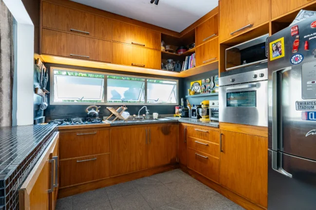 Imagem Casa no condomínio New England Condominium para venda com 3 quartos, sendo 2 suítes , 264m2