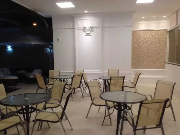 Imagem Cobertura Duplex Mobiliada Alto Padrão com 4 suítes, 2 vagas de garagem na meia praia em Itapema