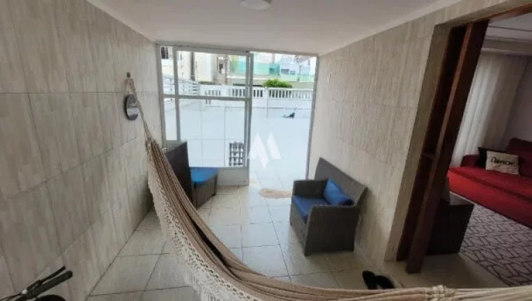 Imagem Casa com 3 quartos - piscina na Ponta da Praia em Santos