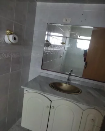 Imagem Lindo sobrado com piscina, hidromassagem,3 dormitórios 3suitsFl55