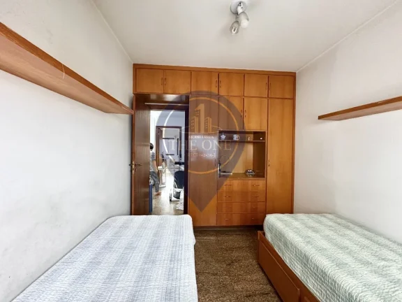 Imagem Apartamento de luxo com 4 quartos e 3 vagas na Vila Mariana, São Paulo-SP: 2 suítes, 2 salas, 4 banheiros e 177m². Venha conferir!