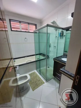 Imagem Sobrado 340m2 na Av. Rio Madeira