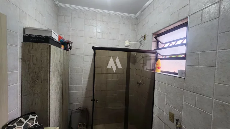 Imagem Casa Duplex na Vila São Jorge, São Vicente – Ampla, Confortável - 3 dormitórios, sendo uma suíte