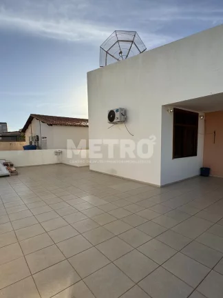 Imagem Casa à venda, orla, 6 quartos, sendo 2 suítes, piscina com cascata, gourmet