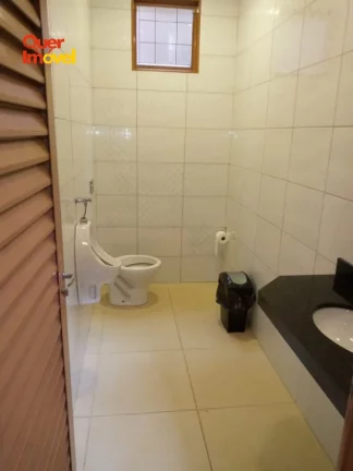 Imagem Imóvel com área de lazer à venda em cidade e bairro: 1 quarto, 1 sala, 3 banheiros, 4 vagas de garagem, 199,21 m² de área.