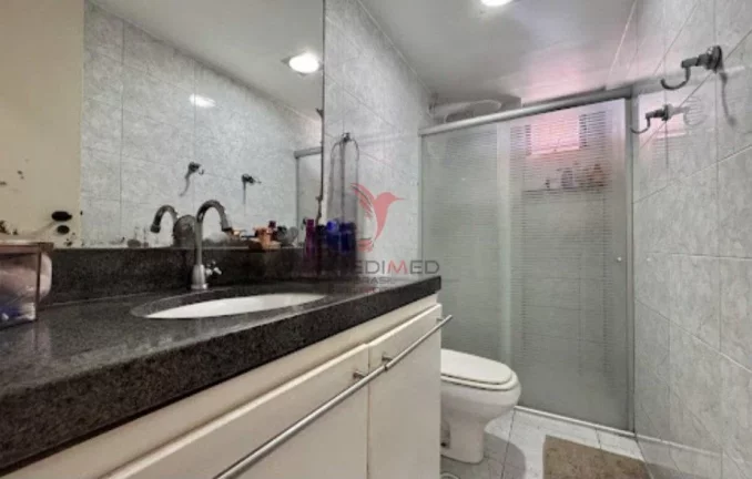 Imagem Apartamento de 3 Suites, 2 Varandas, Maravilhoso no bairro de Tambaú a 300m da Praia