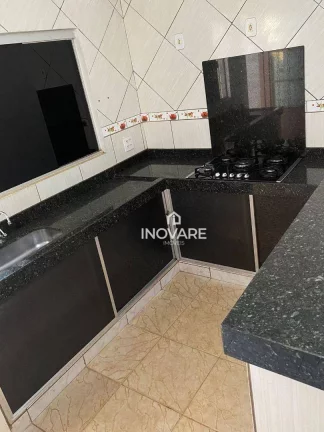 Imagem Casa com 3 dormitórios à venda, 242 m² por R$ 310.000,00 - Setor Planalto - Itumbiara/GO