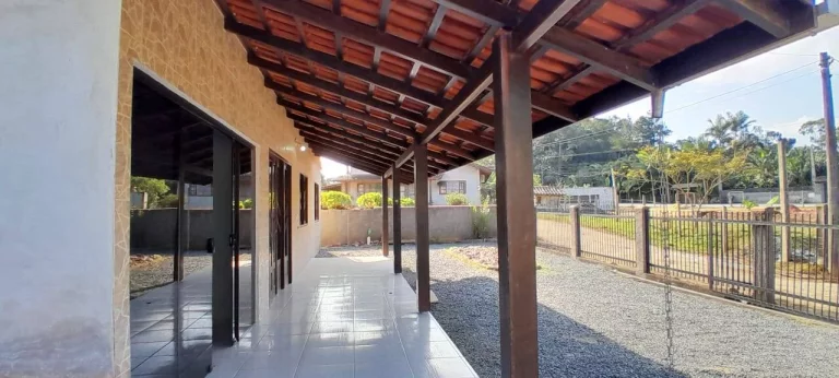 Imagem Casa à Venda - Escalvado