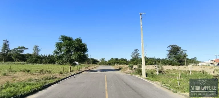 Imagem Terreno de 2.000m² à Venda no Bairro Humaitá - Tubarão/SC