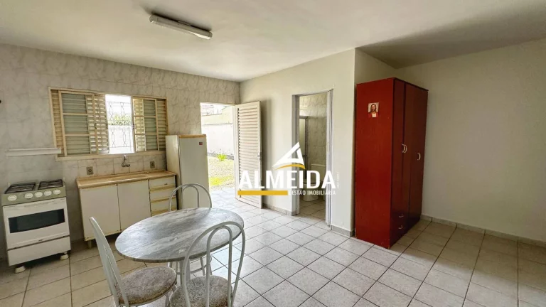 Imagem Kitnet com 4 dormitórios à venda, 130 m² por R$ 640.000 - Bela Vista - Rio Claro/SP