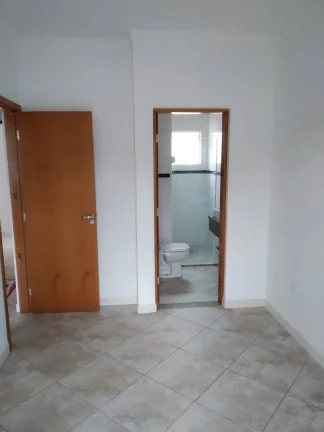 Imagem Sobrado com 3 dormitórios para alugar, 114 m² por R$ 3.100/mês - Vila Pires - Santo André/SP
