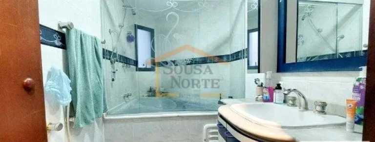 Imagem Apartamento alto padrão, 3 dormitórios, sendo 3 suítes, closet, sala ampla para 3 ambientes, saca...