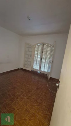 Imagem Sobrado para alugar em Diadema, Taboão, com 2 quartos