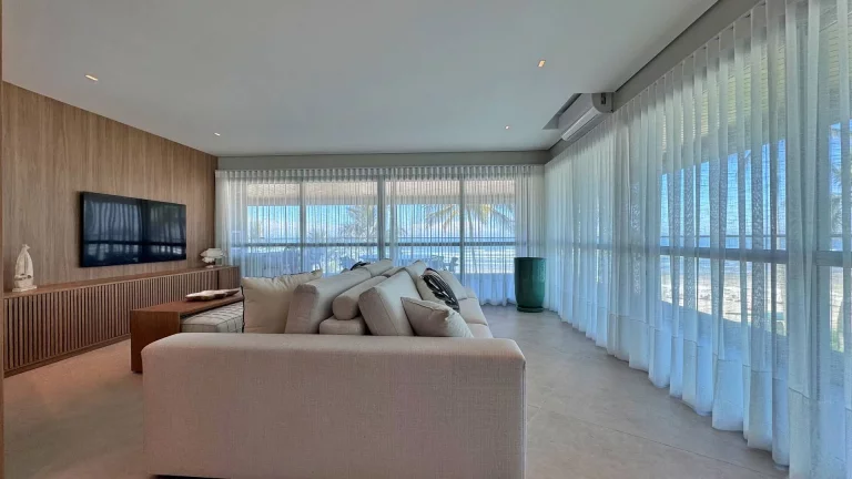 Imagem Apartamento com 5 dormitórios à venda, 252 m por R$ 14.950.000,00 Riviera