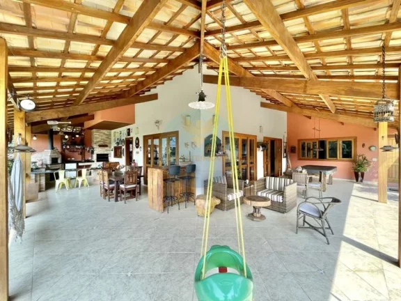 Imagem Casa em Condomínio a Venda no bairro Granja Viana - Carapicuíba, SP