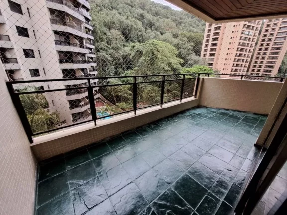Imagem AMPLO APARTAMENTO COM 4 DORMITÓRIOS, SENDO 3 SUÍTES E O 4º DORMITÓRIO OPCIONAL, 2 VAGAS, VARANDA ESTENDIDA, NA REGIÃO NOBRE DA PITANGUEIRAS NO GUARUJÁ