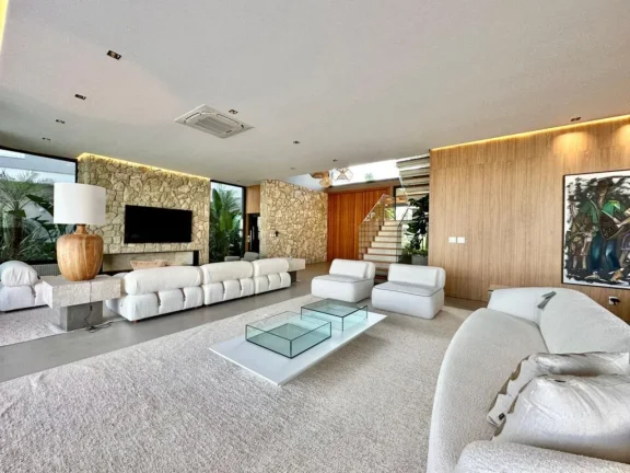Imagem Casa em Condominio 6 Dormitórios - Bairro --