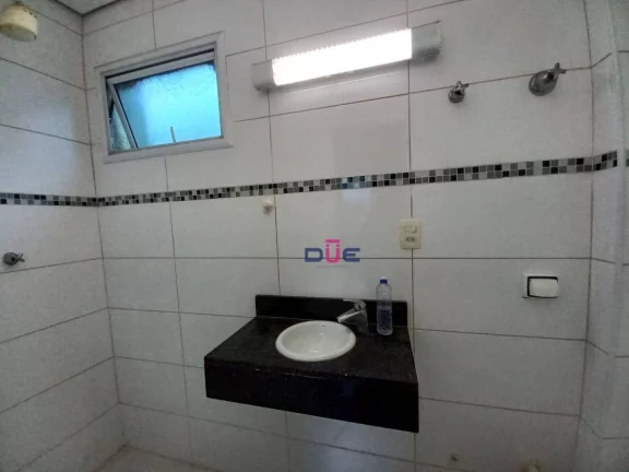 Imagem Village triplex com 2 suítes e 2 vagas à venda, 105 m² por R$ 484.000 - Macuco - Santos/SP