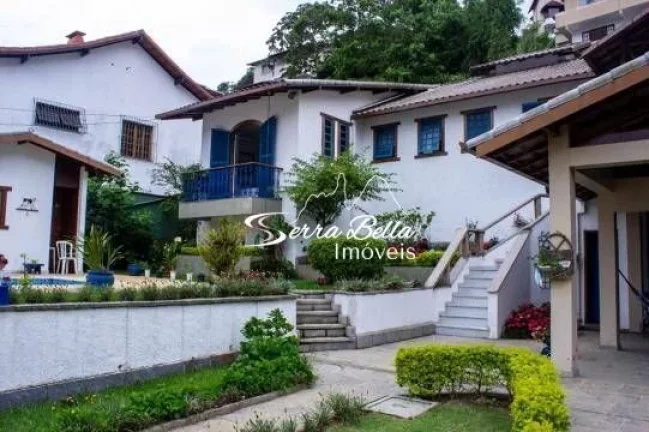 Imagem Casa com 4 dormitórios à venda, 150 m² por R$ 1.350.000,00 - Tijuca - Teresópolis/RJ